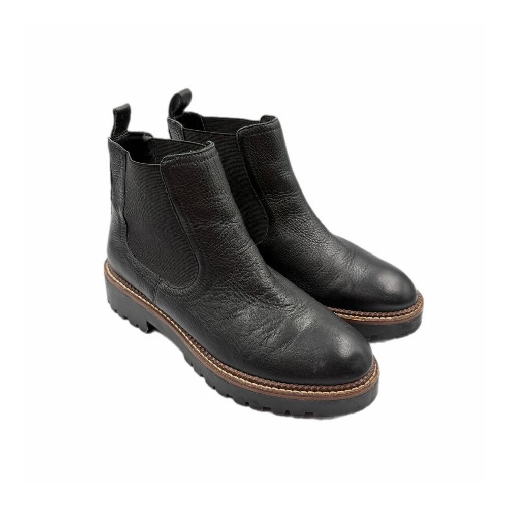 Caslon Miller Water Resistant Lug Sole Black Leather Chelsea Pull-On Booties